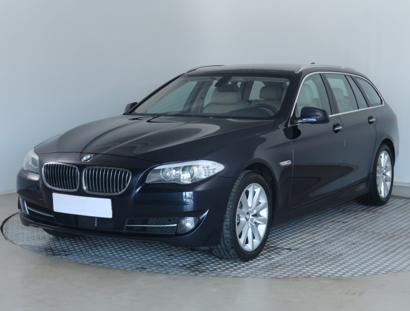 BMW 5, 2010
