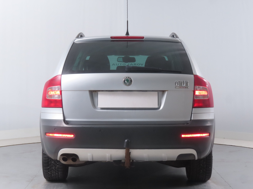 Škoda Octavia Scout, 2008