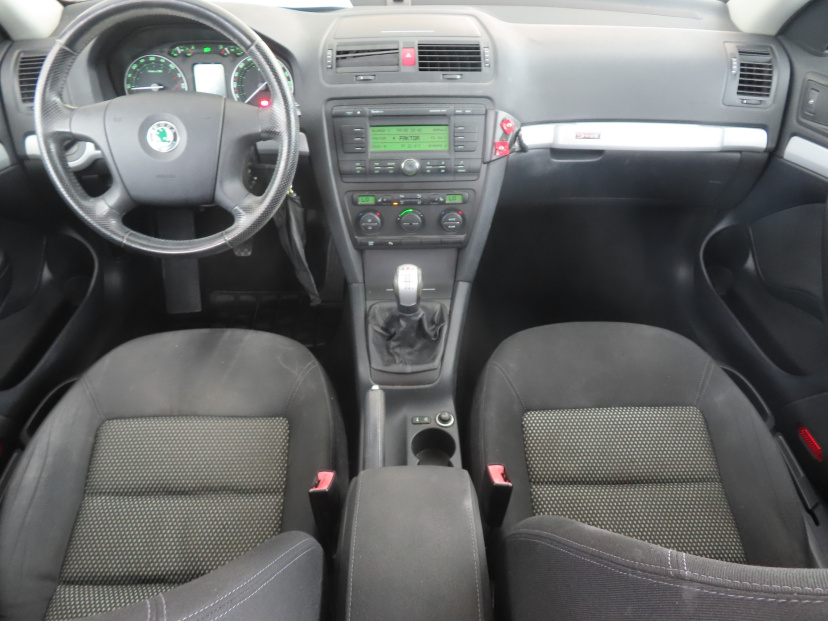 Škoda Octavia Scout, 2008