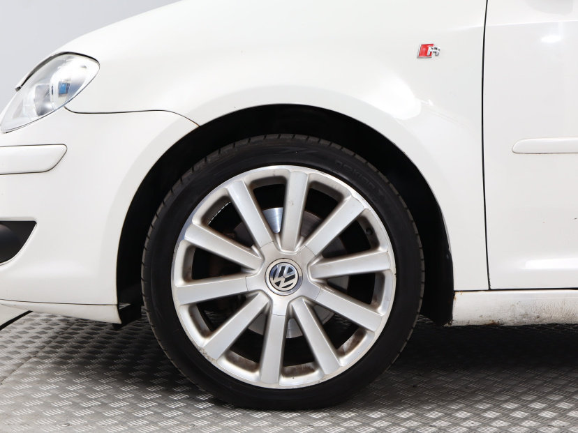 Volkswagen Touran, 2010