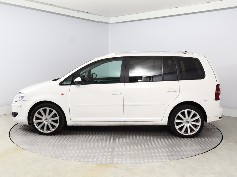Volkswagen Touran, 2010