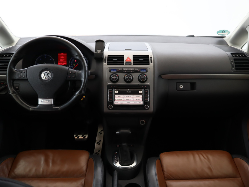Volkswagen Touran, 2010