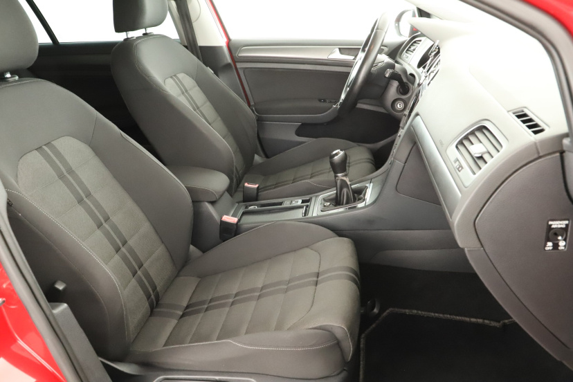 Volkswagen Golf, 2013