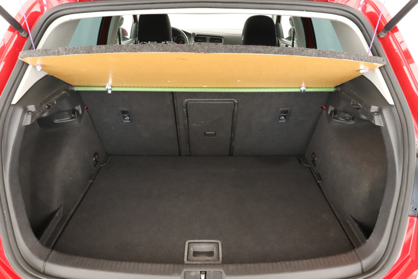 Volkswagen Golf, 2013