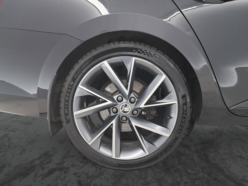 Škoda Superb, 2017