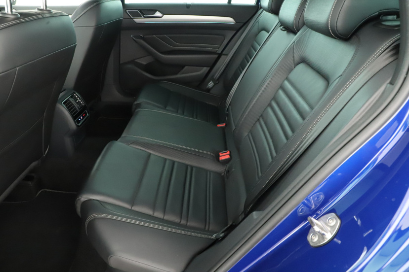Volkswagen Passat, 2022