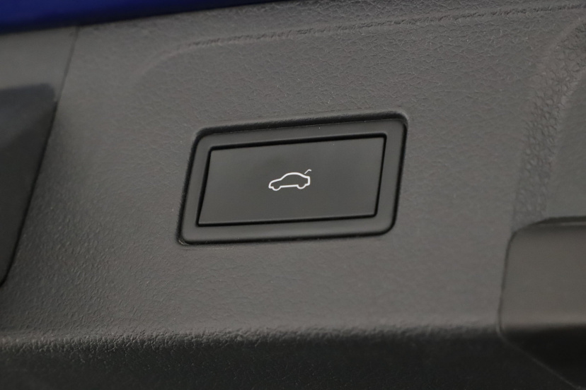 Volkswagen Passat, 2022