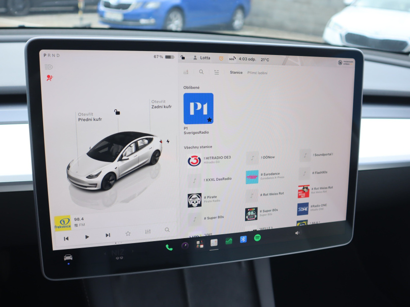 Tesla Model 3, 2022