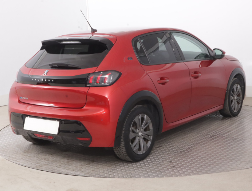 Peugeot e-208, 2020