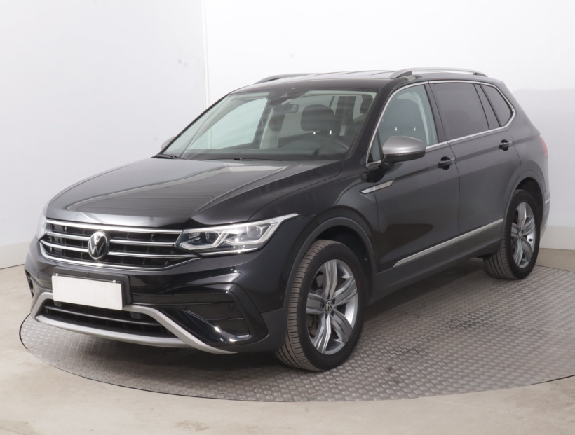 Volkswagen Tiguan, 2022