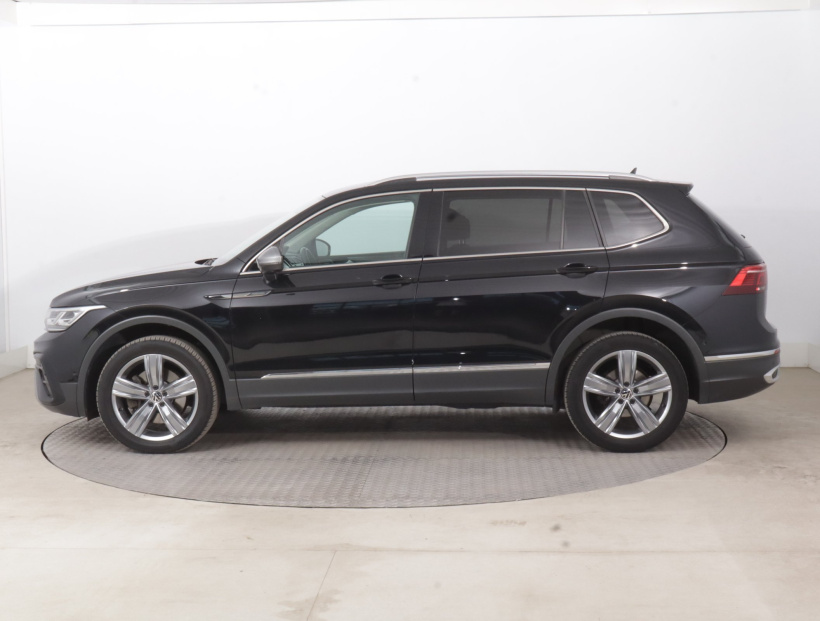 Volkswagen Tiguan, 2022