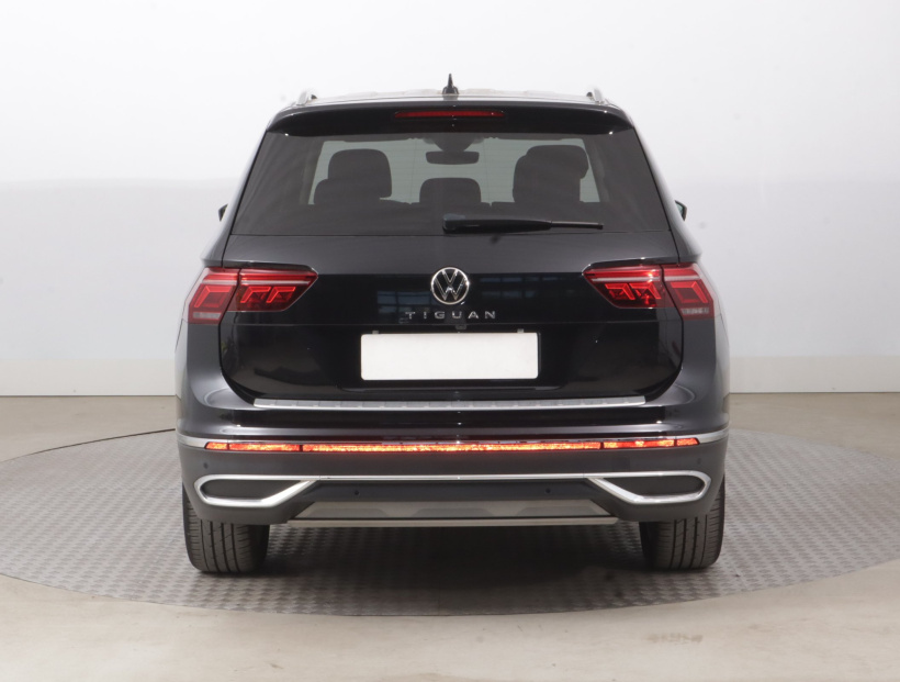 Volkswagen Tiguan, 2022