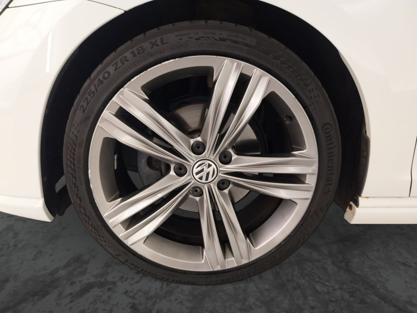 Volkswagen Golf, 2015