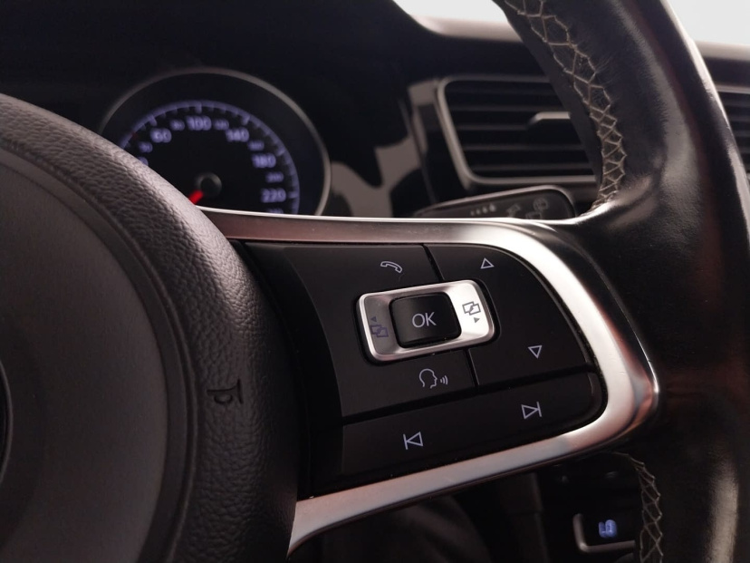 Volkswagen Golf, 2015