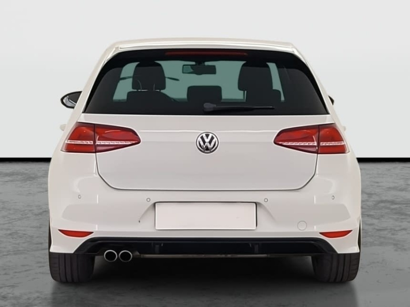 Volkswagen Golf, 2015