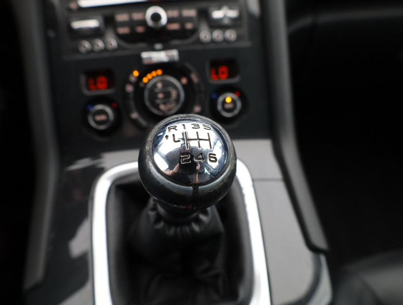Peugeot 5008, 2011