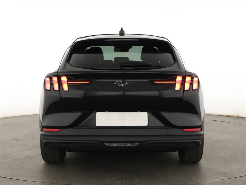 Ford Mustang Mach-E, 2021