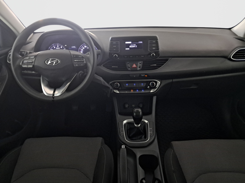 Hyundai i30, 2023