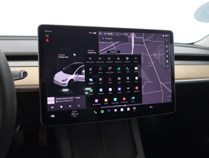 Tesla Model 3, 2021