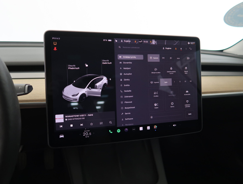 Tesla Model 3, 2021