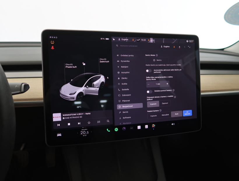 Tesla Model 3, 2021
