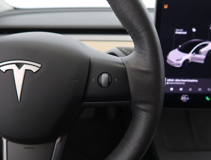 Tesla Model 3, 2021
