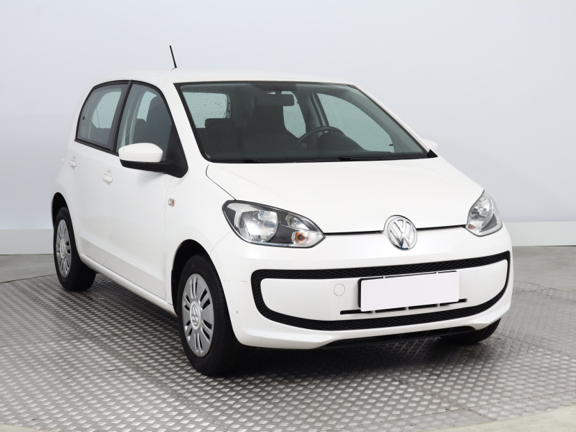 Volkswagen Up!, 2015