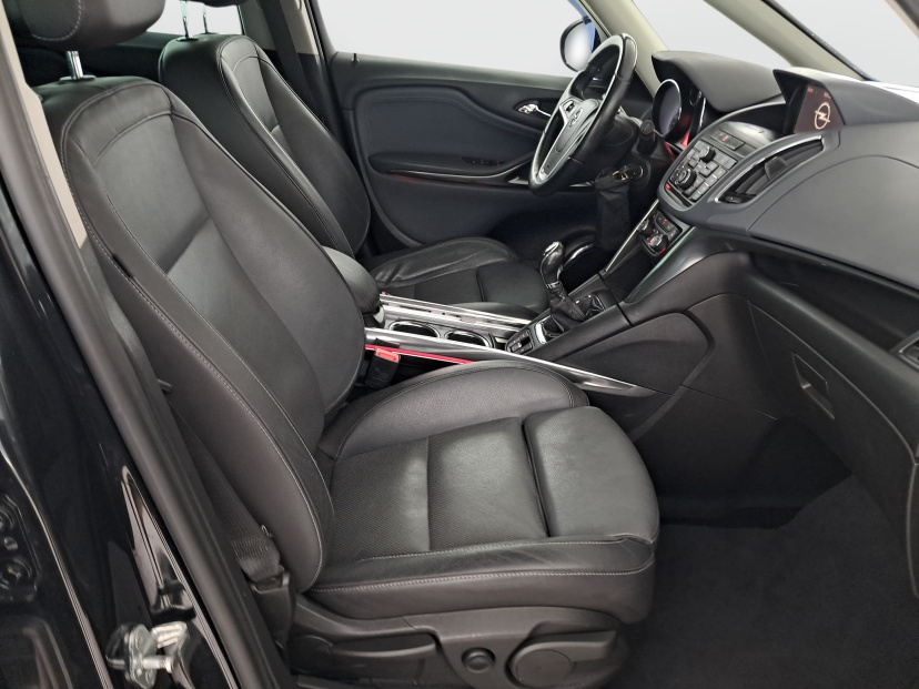 Opel Zafira, 2012