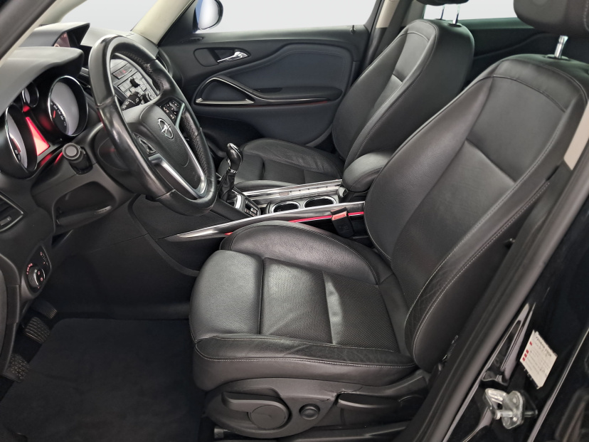 Opel Zafira, 2012