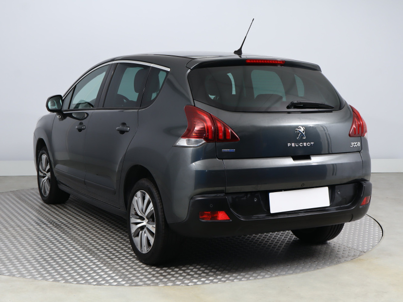 Peugeot 3008, 2015