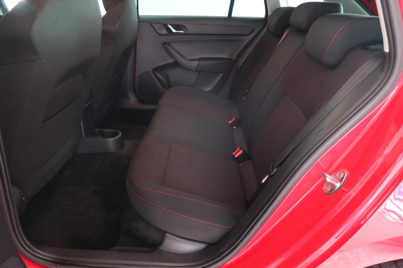 Škoda Rapid Spaceback, 2015