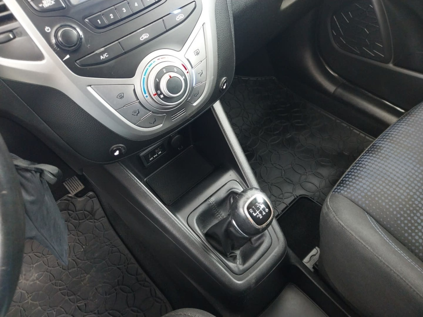 Hyundai ix20, 2011