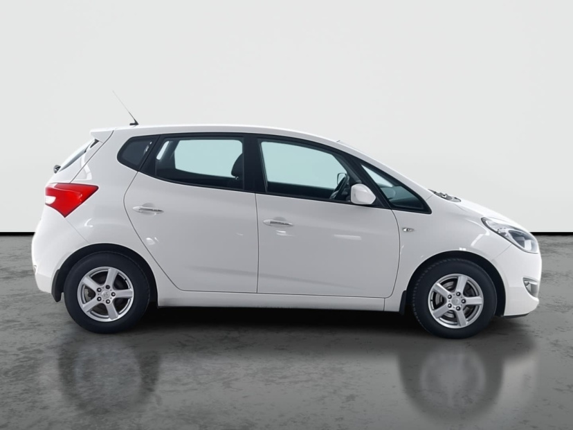 Hyundai ix20, 2011