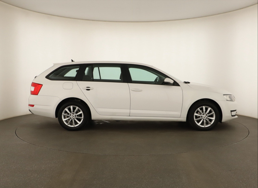 Škoda Octavia, 2015