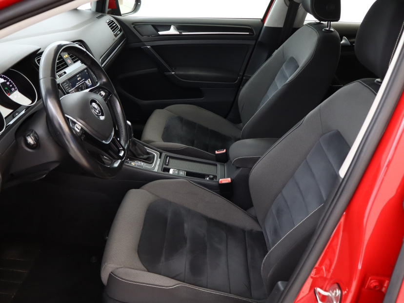 Volkswagen Golf, 2016