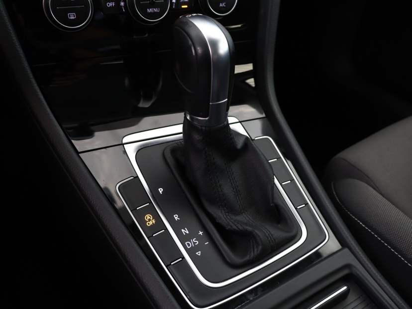 Volkswagen Golf, 2016