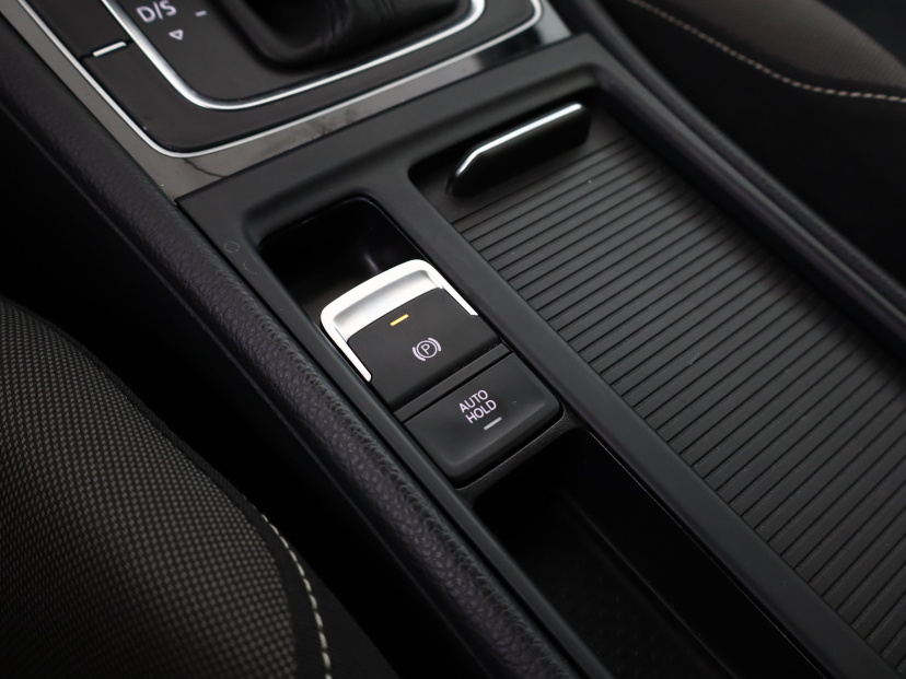 Volkswagen Golf, 2016