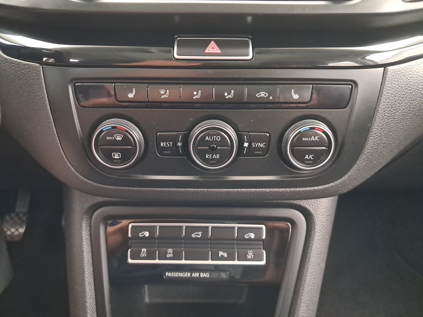 Seat Alhambra, 2017
