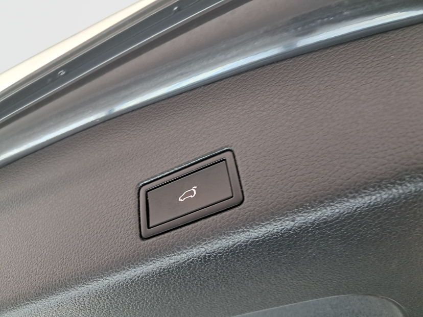 Seat Alhambra, 2017