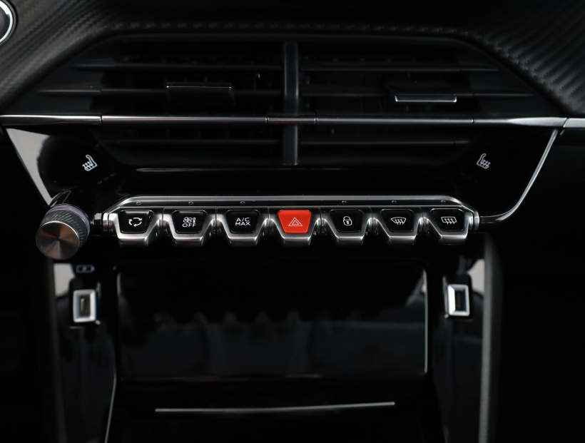 Peugeot 2008, 2021