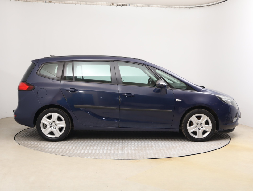 Opel Zafira, 2012