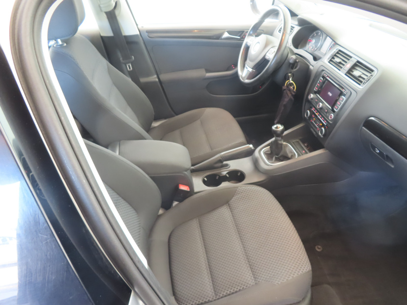 Volkswagen Jetta, 2011