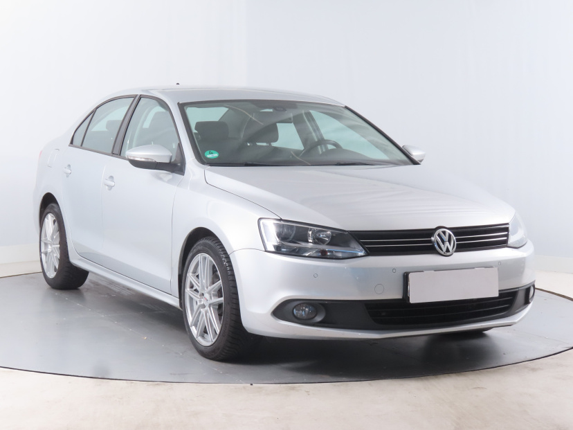 Volkswagen Jetta, 2011