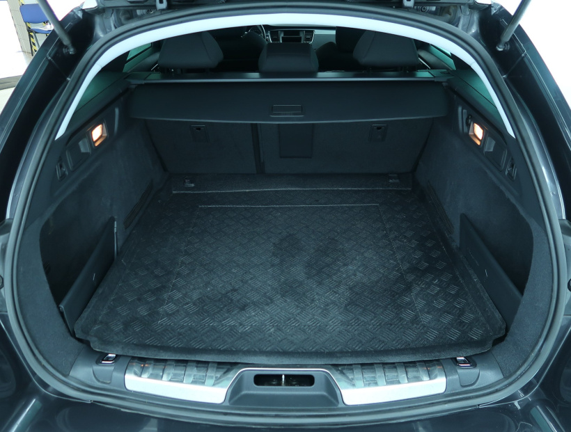 Peugeot 508, 2011