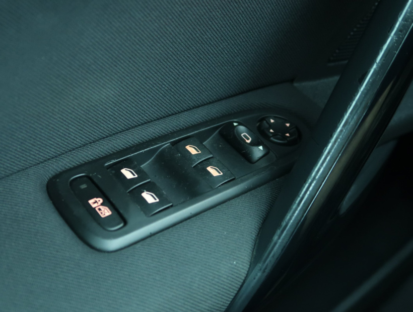 Peugeot 508, 2011