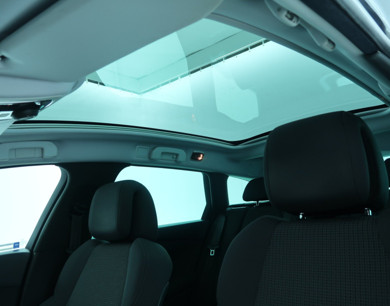 Peugeot 508, 2011