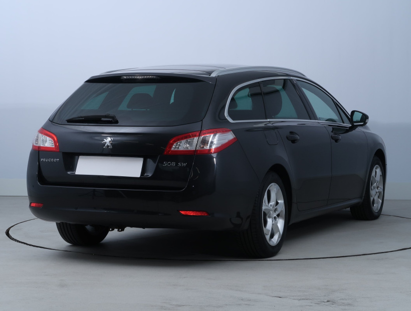 Peugeot 508, 2011