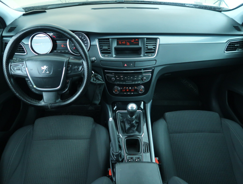Peugeot 508, 2011