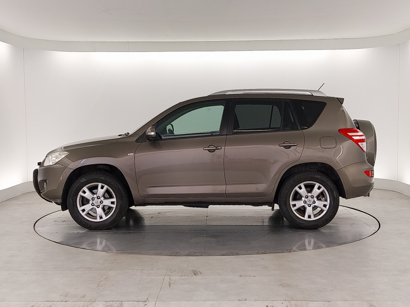 Toyota RAV 4, 2009