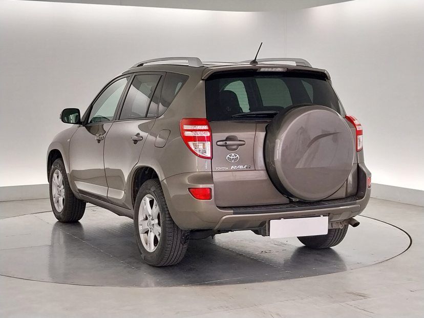 Toyota RAV 4, 2009